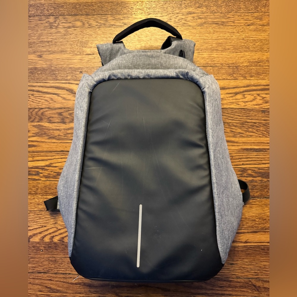 XDDesign Bobby Original Anti-Theft Laptop Backpack 12.5L with 15.6" laptop